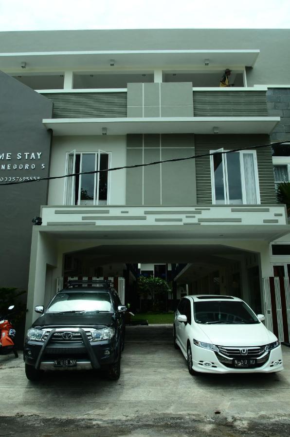 Alora Diponegoro Hotel 프로볼링고 외부 사진